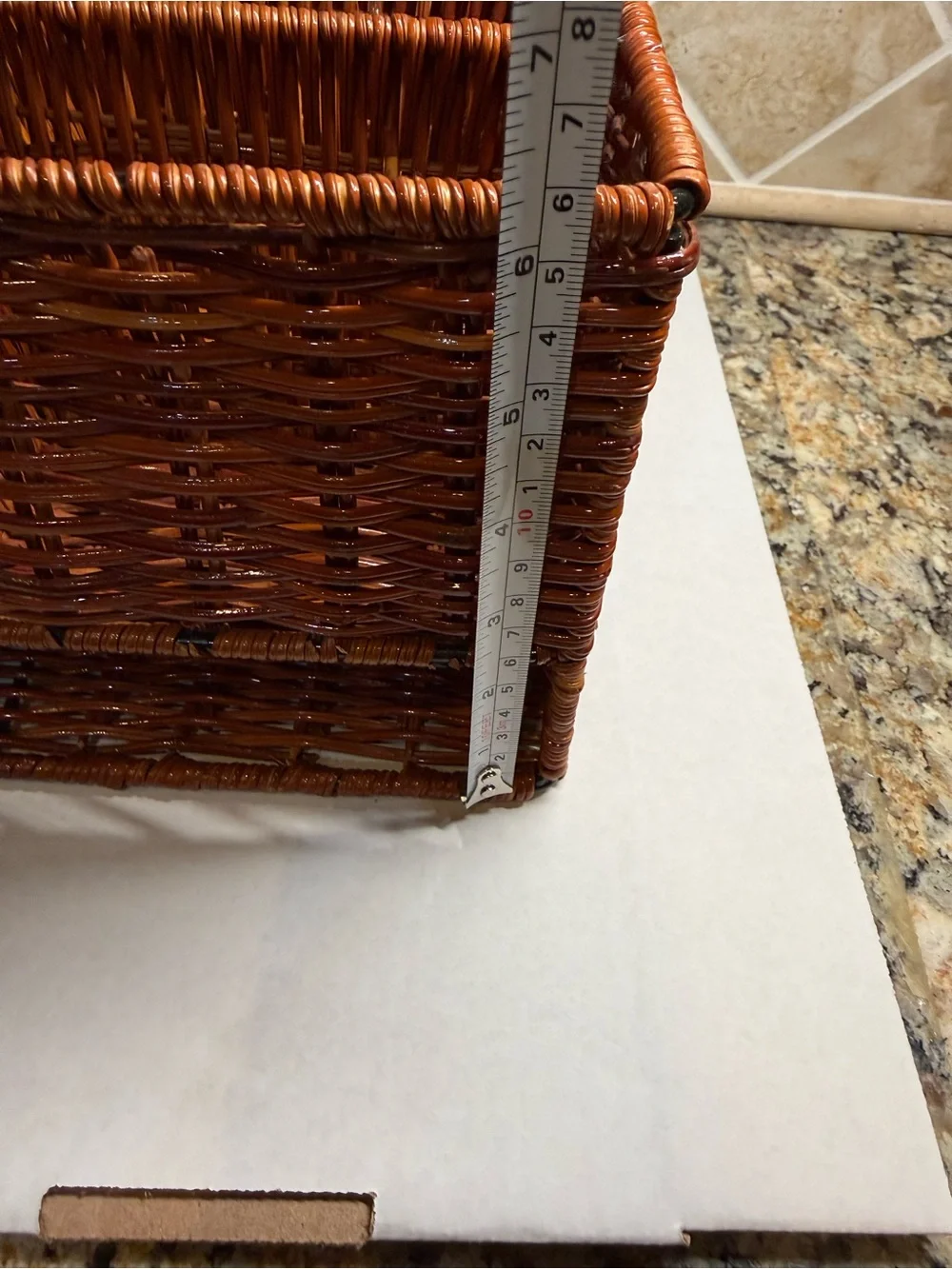 Wicker Basket Caddy / Organizer for Picnic or Tabletop with 7 Compartments